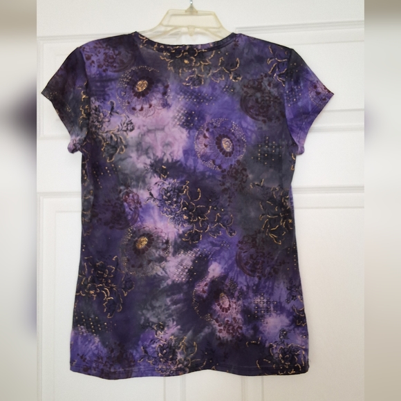 💥SALE💥Kikit, Medium, Dark & Light Purple, Black, Gold, Tee - Picture 5 of 5